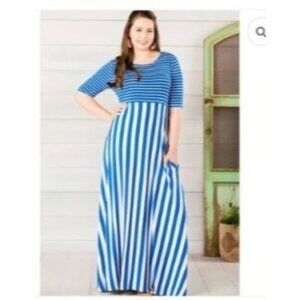 Matilda Jane Road Ahead Maxi dress Blue Striped Short Sleeves pockets knit women